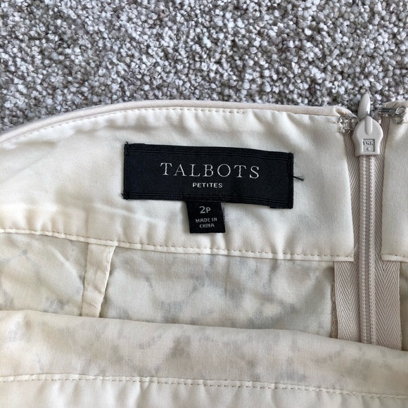 Talbots cream lace pencil skirt, size 2 petite - Picture 4 of 6